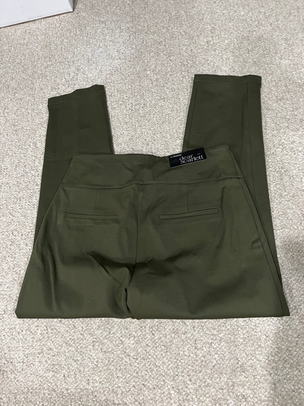 Dear Scarlett Stretch Ankle Pants in Olive Green - Picture 5 of 9